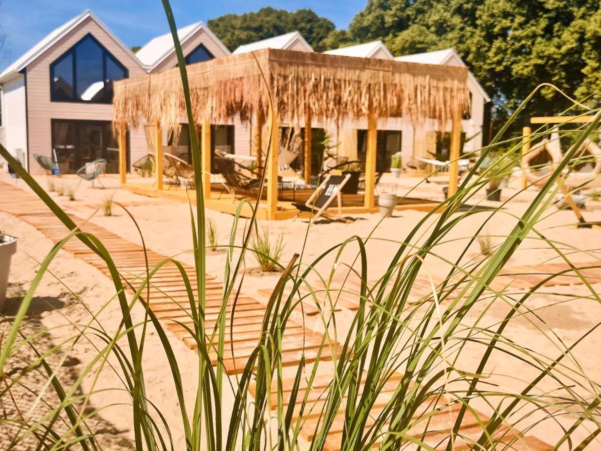 Lulu Holiday Resort Domki Z Podgrzewanym Basenem Mielno  Exteriér fotografie