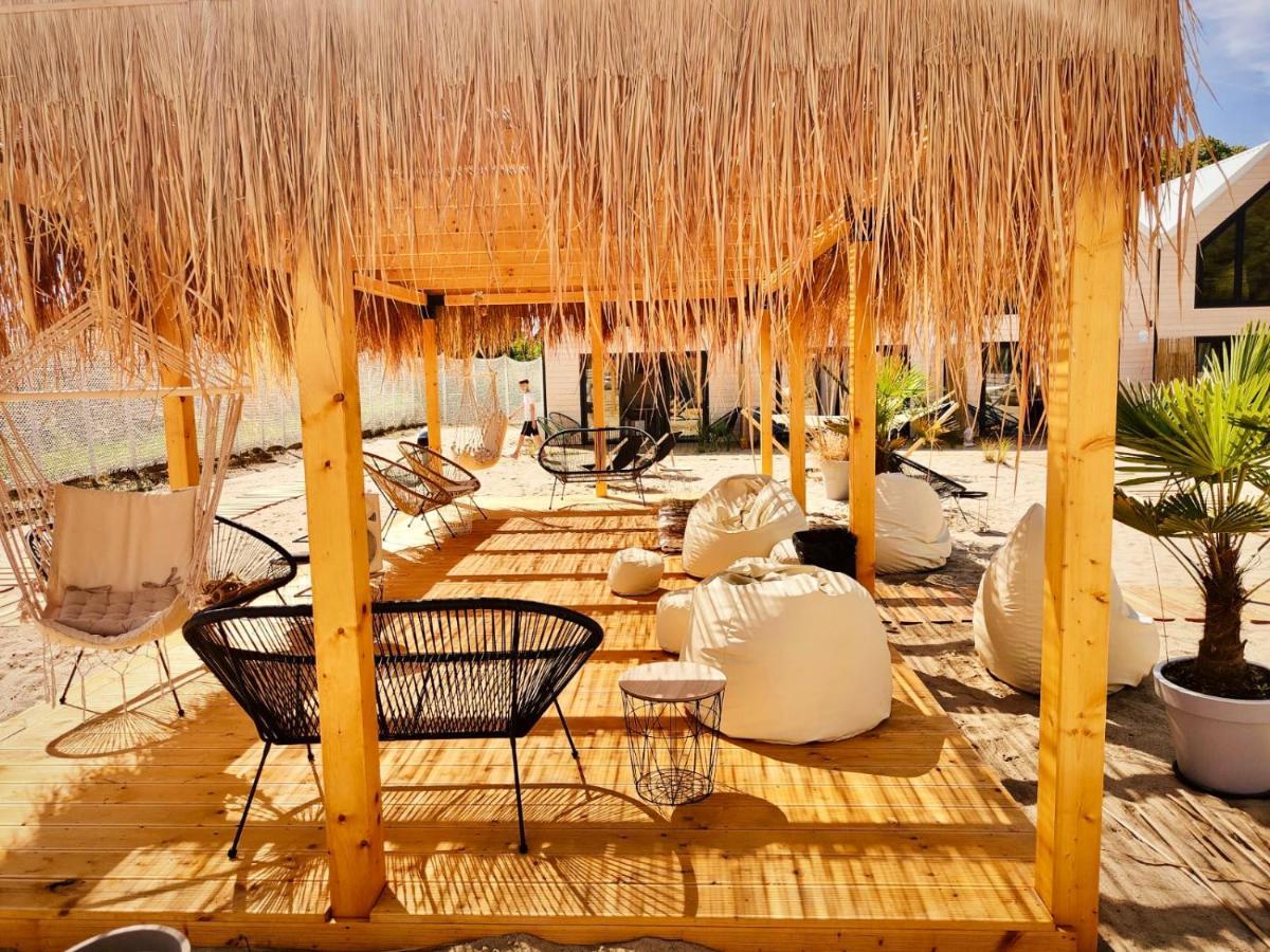 Lulu Holiday Resort Domki Z Podgrzewanym Basenem Mielno  Exteriér fotografie