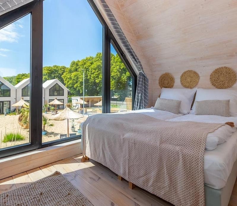 Lulu Holiday Resort Domki Z Podgrzewanym Basenem Mielno  Exteriér fotografie