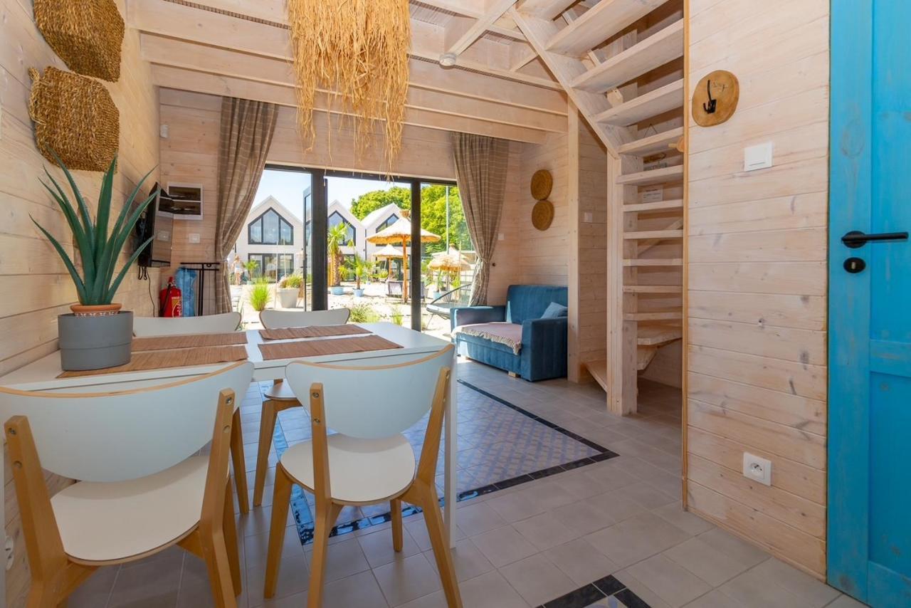 Lulu Holiday Resort Domki Z Podgrzewanym Basenem Mielno  Exteriér fotografie