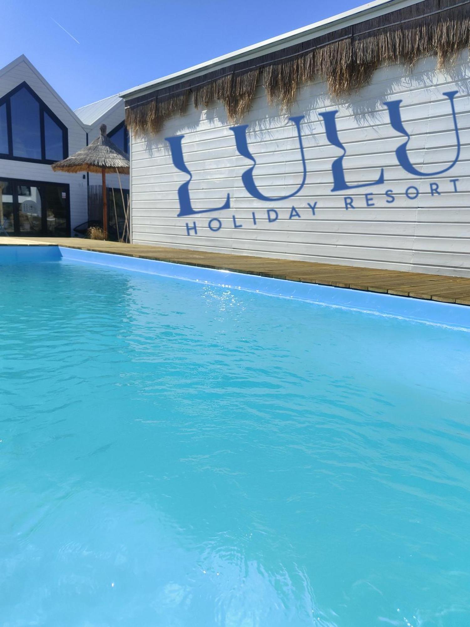 Lulu Holiday Resort Domki Z Podgrzewanym Basenem Mielno  Exteriér fotografie